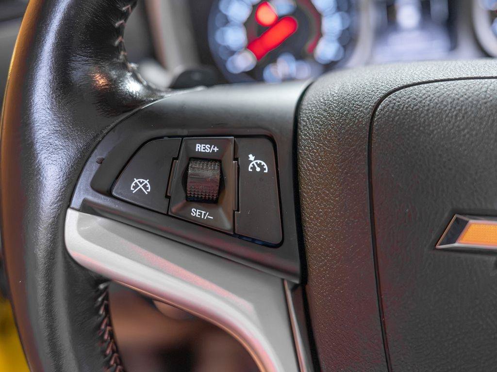 Used 2015 Chevrolet Camaro LT RWD image 25
