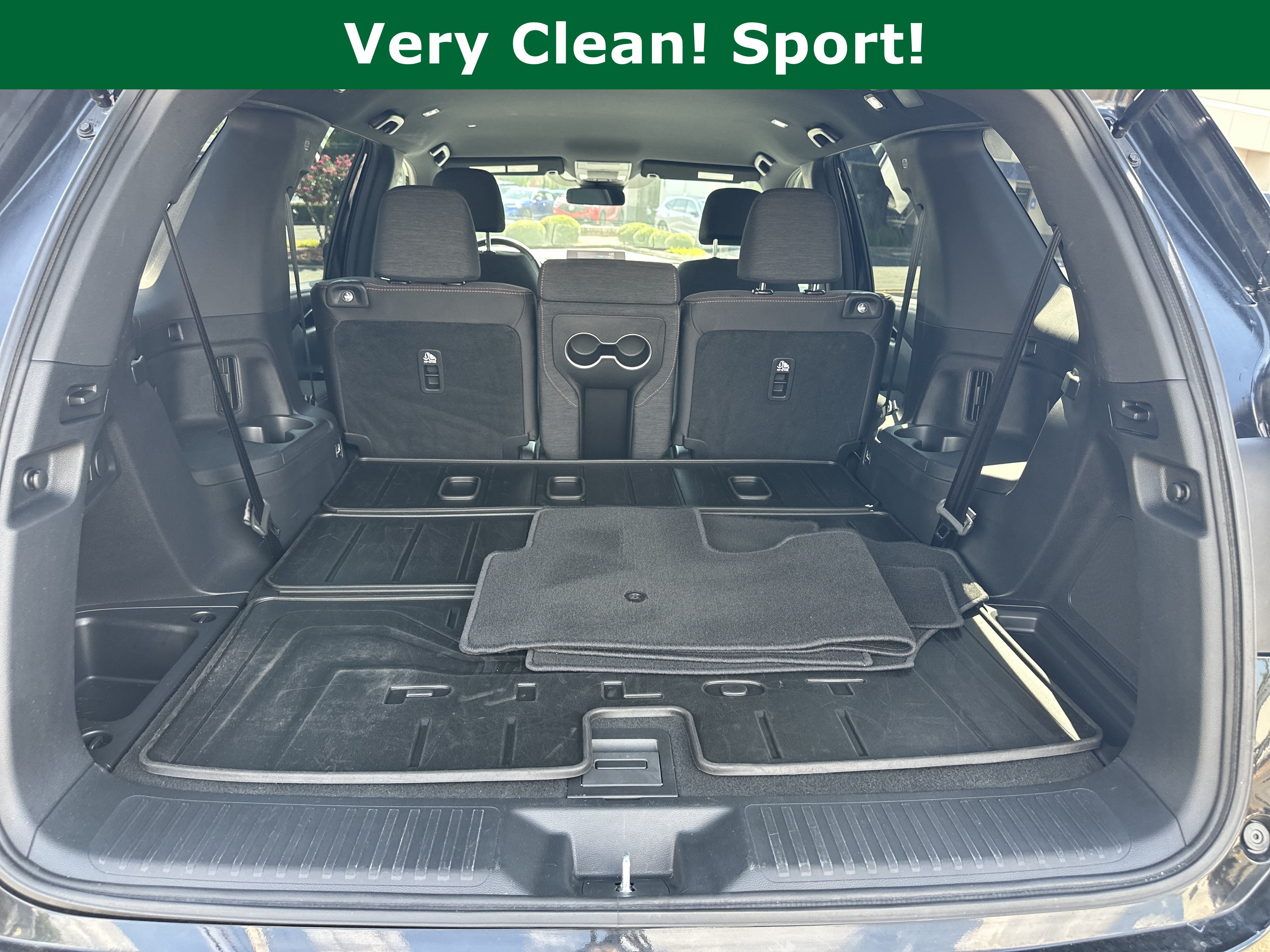Used 2025 Honda Pilot Sport image 22