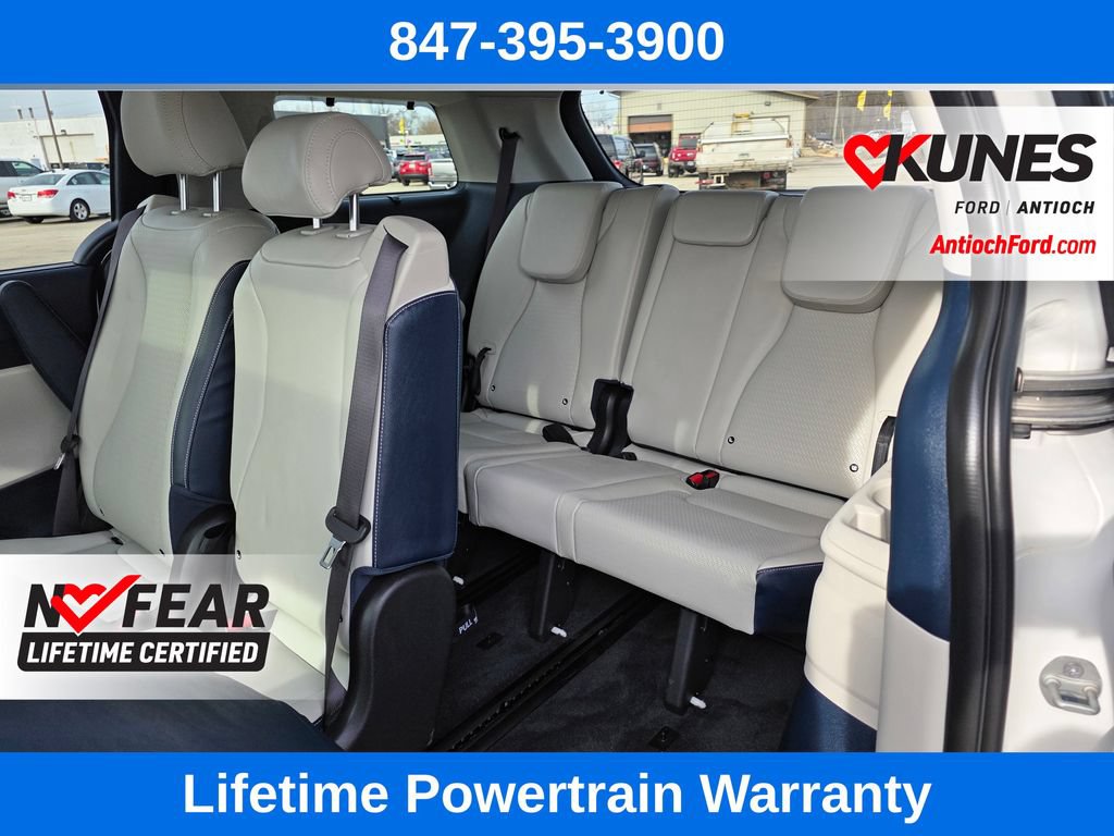 Used 2025 Kia Carnival SX Prestige FWD image 23