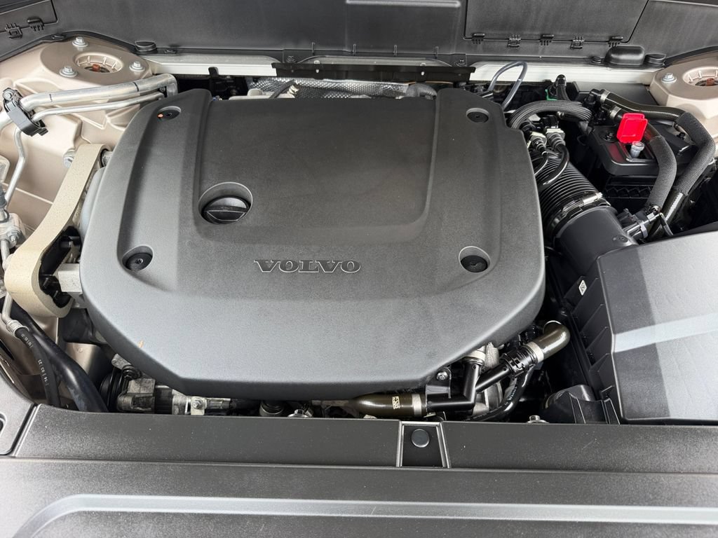 Certified 2023 Volvo XC90 B6 Plus AWD/4WD image 29