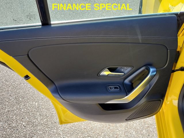 Used 2022 Mercedes-Benz CLA 250 image 8