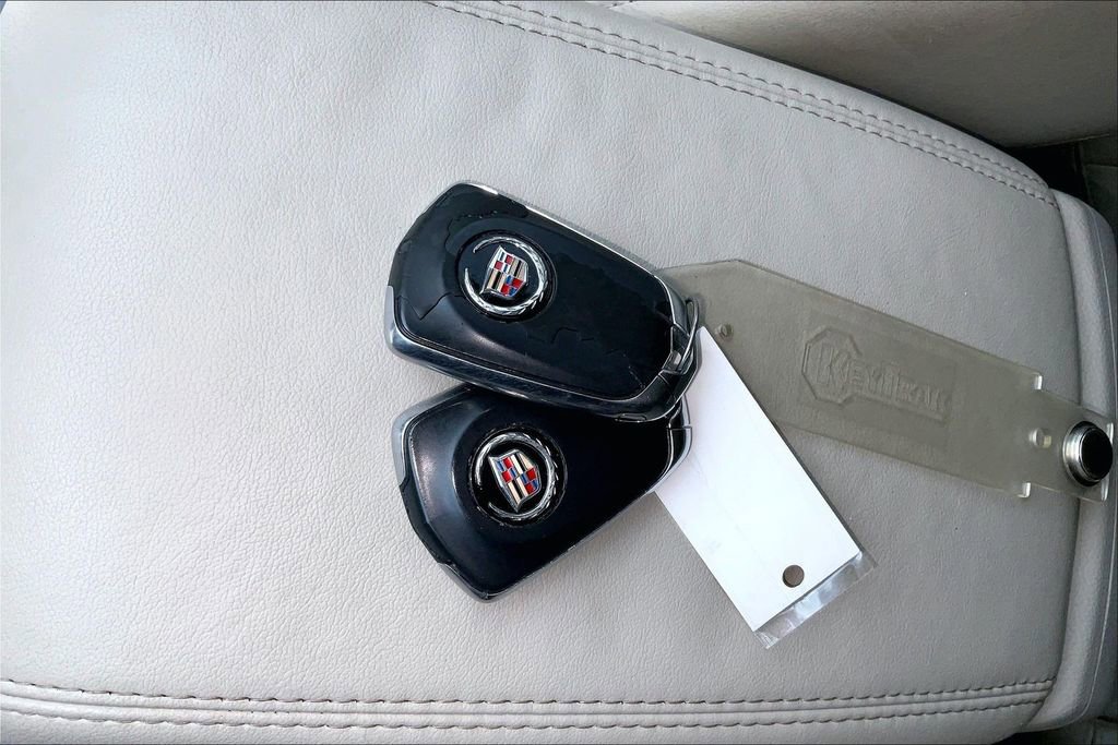 Used 2015 Cadillac SRX Luxury AWD/4WD image 13