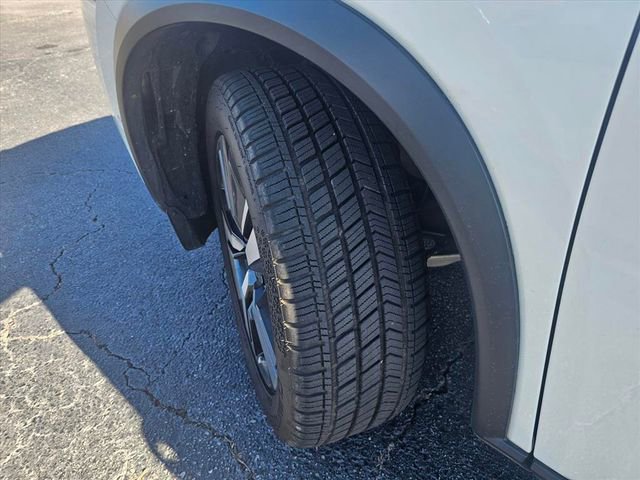 Used 2023 Nissan Rogue Platinum w/ Platinum Premium Package image 12