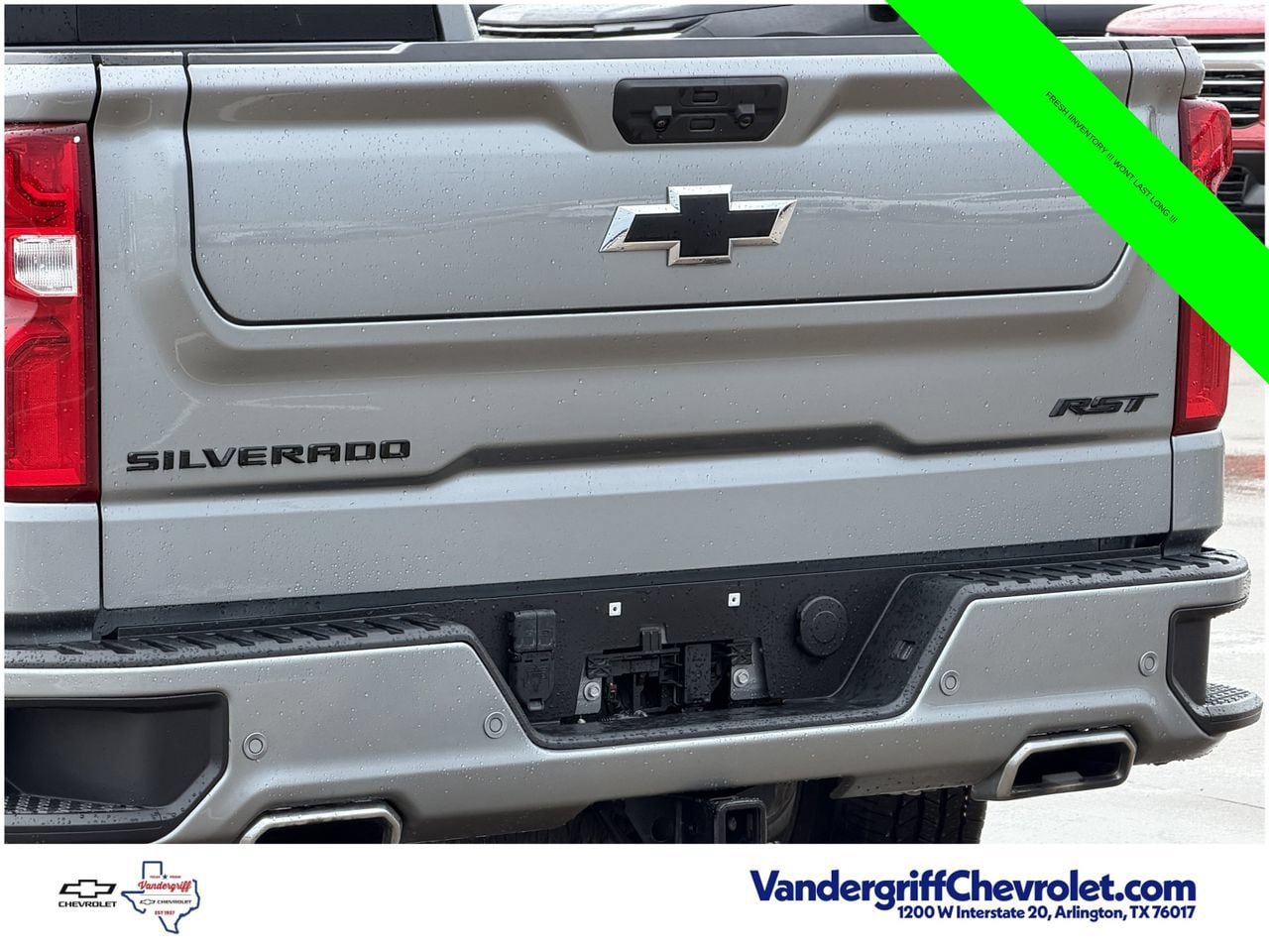 Used 2024 Chevrolet Silverado 1500 RST AWD/4WD image 6