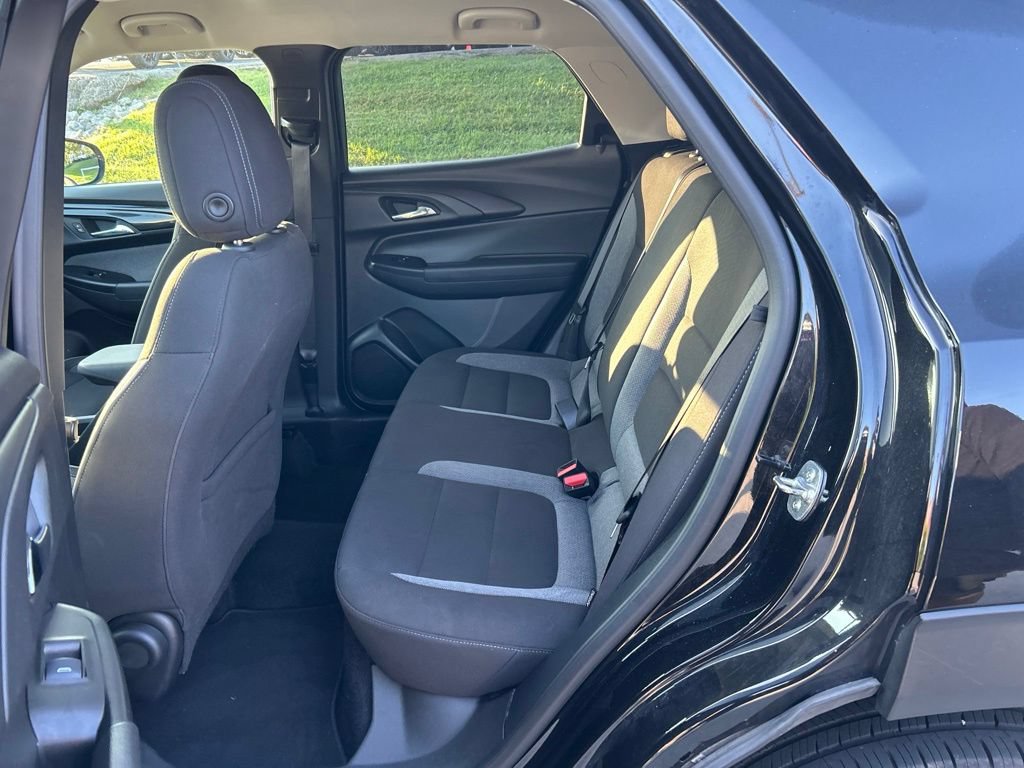 Used 2024 Chevrolet TrailBlazer LT AWD/4WD image 10