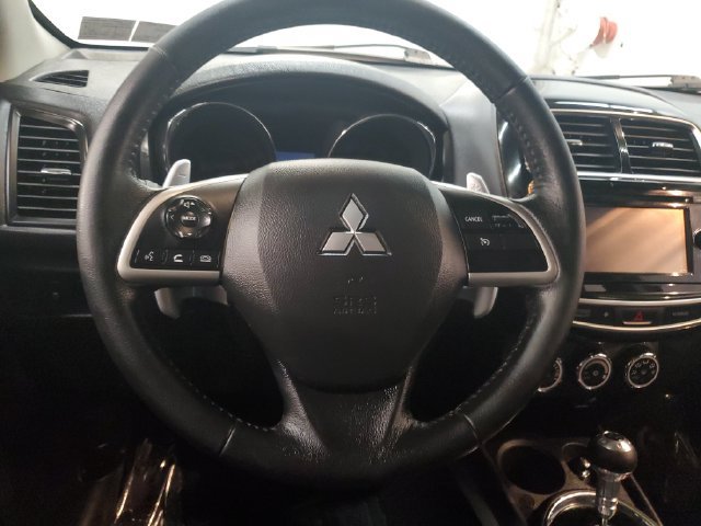 Used 2015 Mitsubishi Outlander Sport SE AWD/4WD image 16