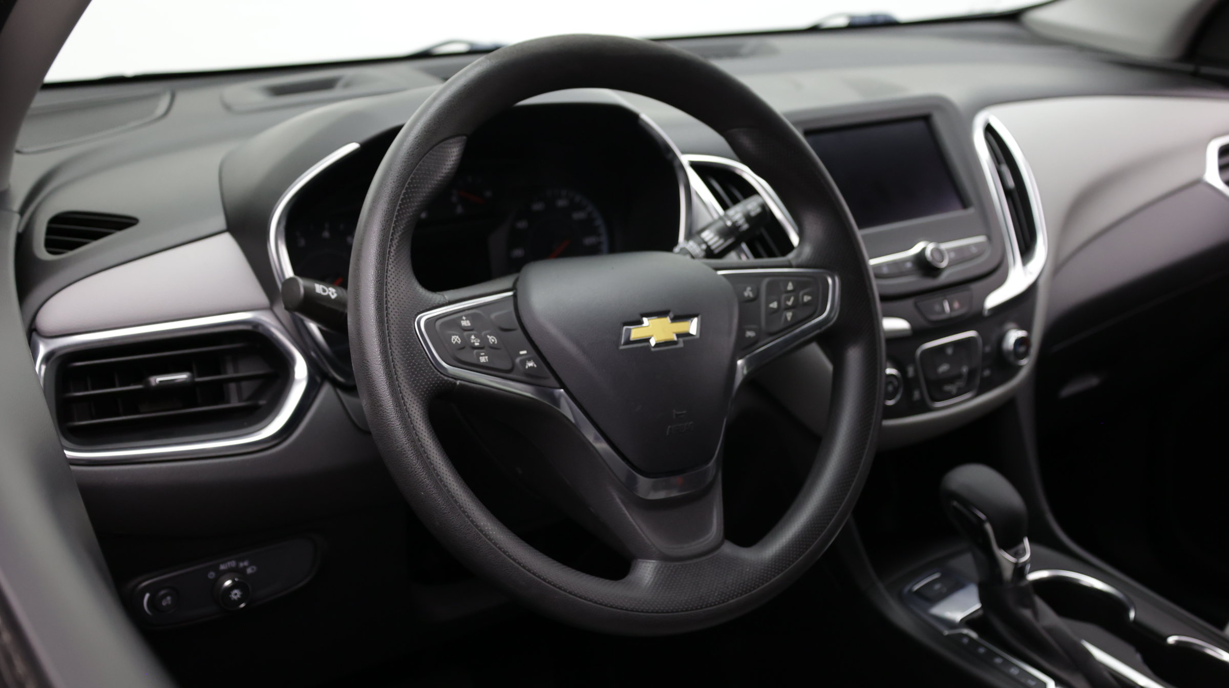 Used 2022 Chevrolet Equinox LS AWD/4WD image 10