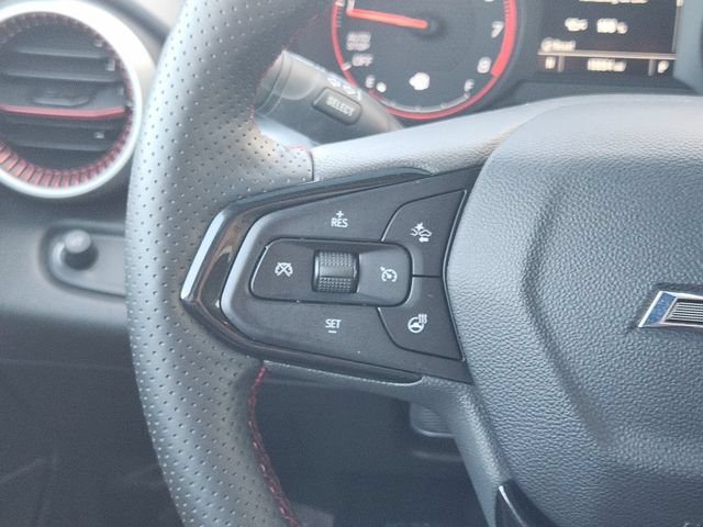 Used 2025 Chevrolet Trax RS w/ Driver Confidence Package FWD image 28