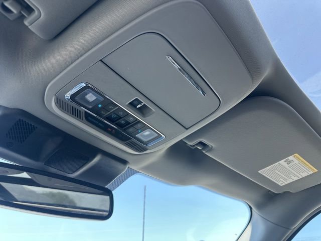 Used 2022 Ford F150 Lariat w/ Equipment Group 502A High image 36