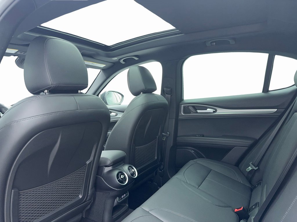 New 2025 Alfa Romeo Stelvio Sprint w/ Convenience Package image 34