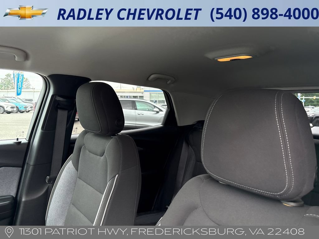 Certified 2023 Chevrolet TrailBlazer LT w/ Convenience Package FWD image 3