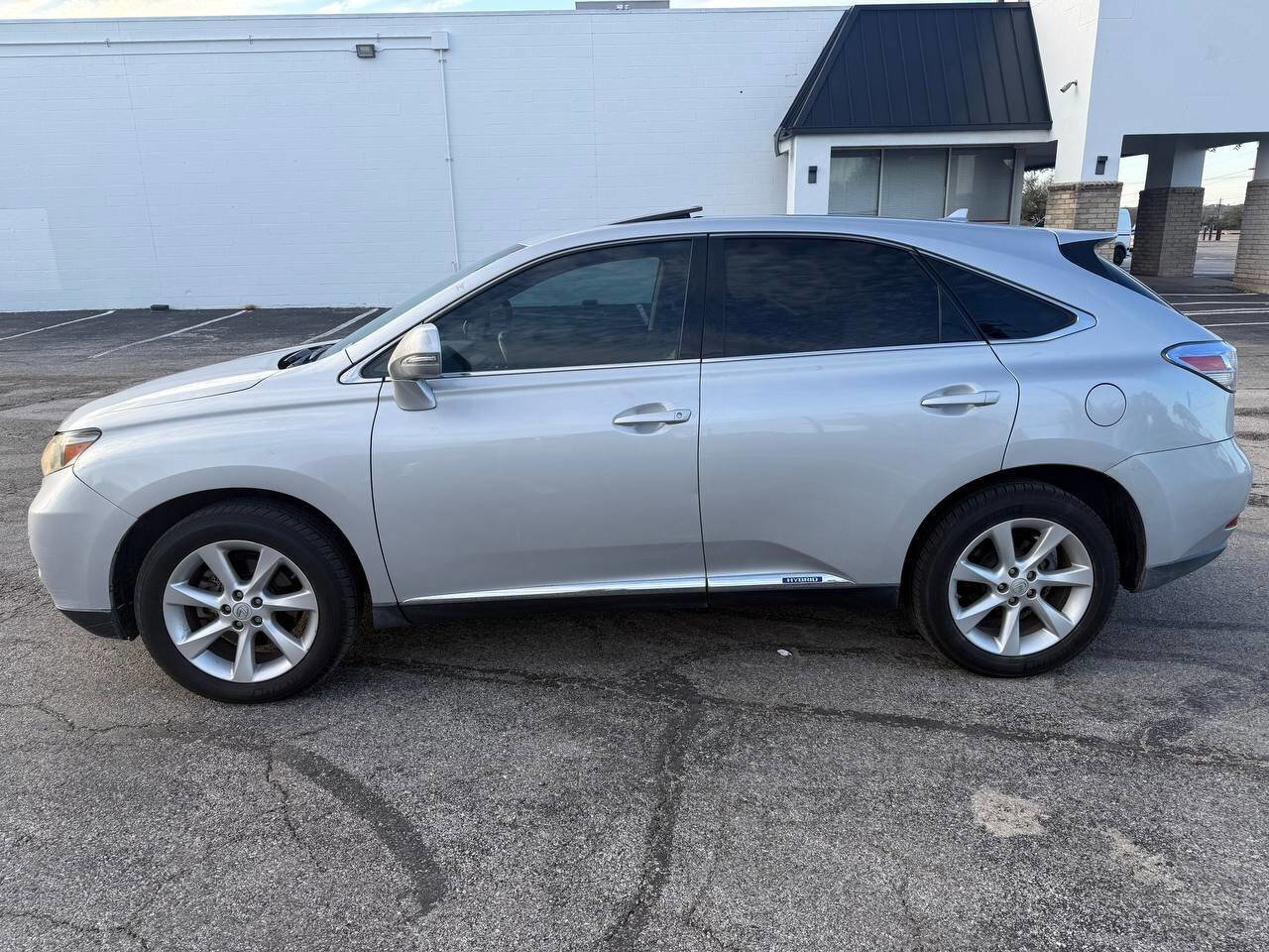 Used 2010 Lexus RX 450h 2WD image 4