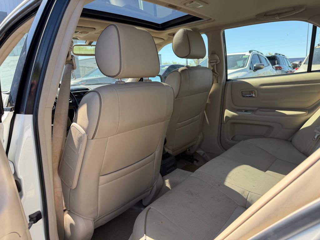 Used 2005 Lexus IS 300 RWD image 7