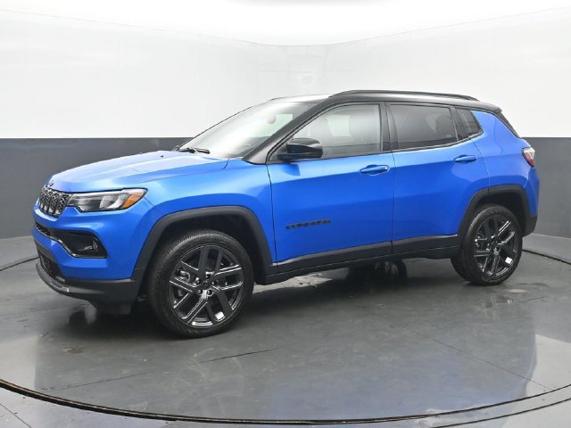 New 2026 Jeep Compass Limited w/ Sun, Sound & Navigation Group AWD/4WD image 2