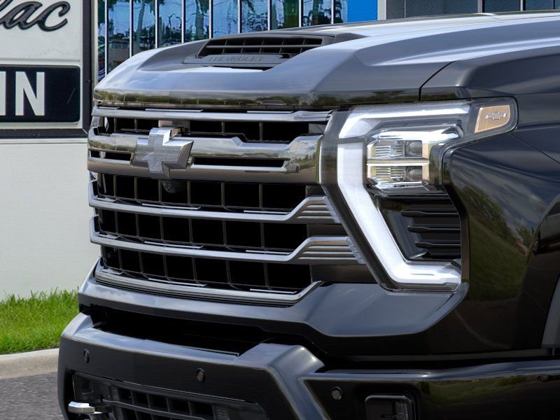 New 2026 Chevrolet Silverado 3500 High Country AWD/4WD image 13