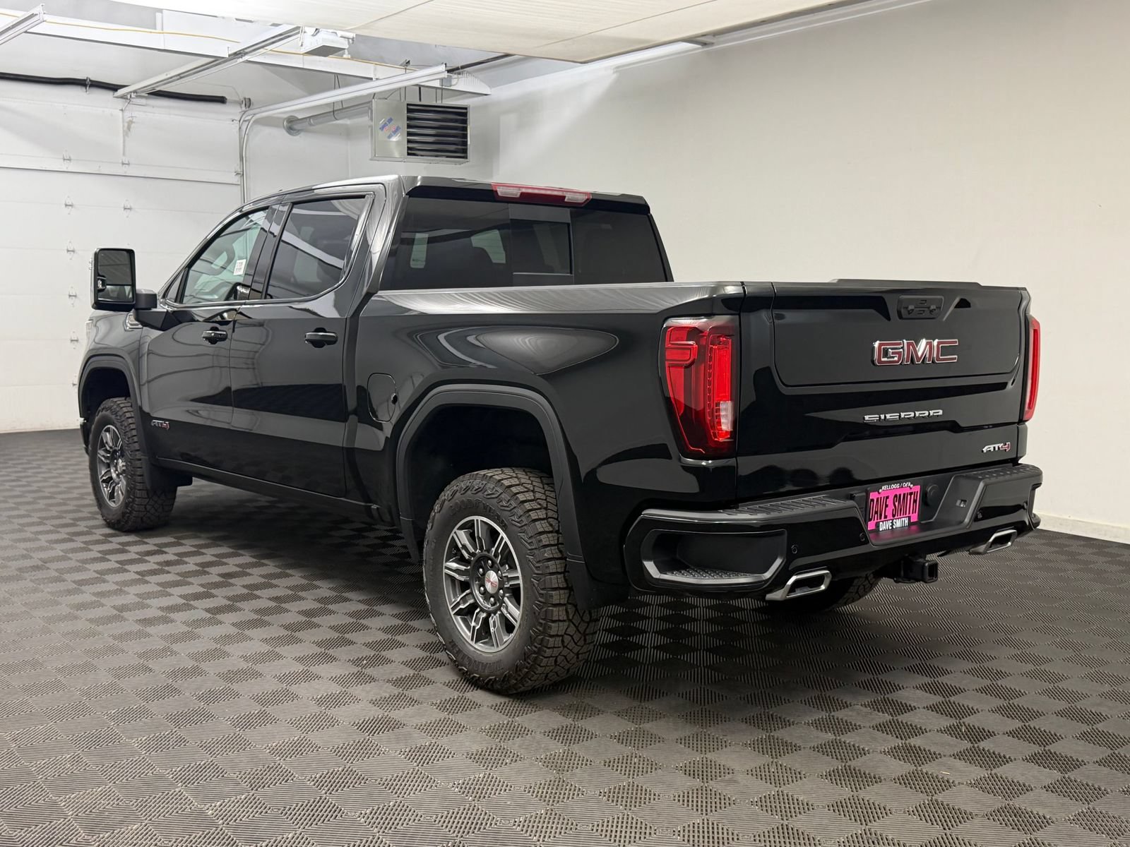 New 2026 GMC Sierra 1500 AT4 w/ AT4 Preferred Package AWD/4WD image 3
