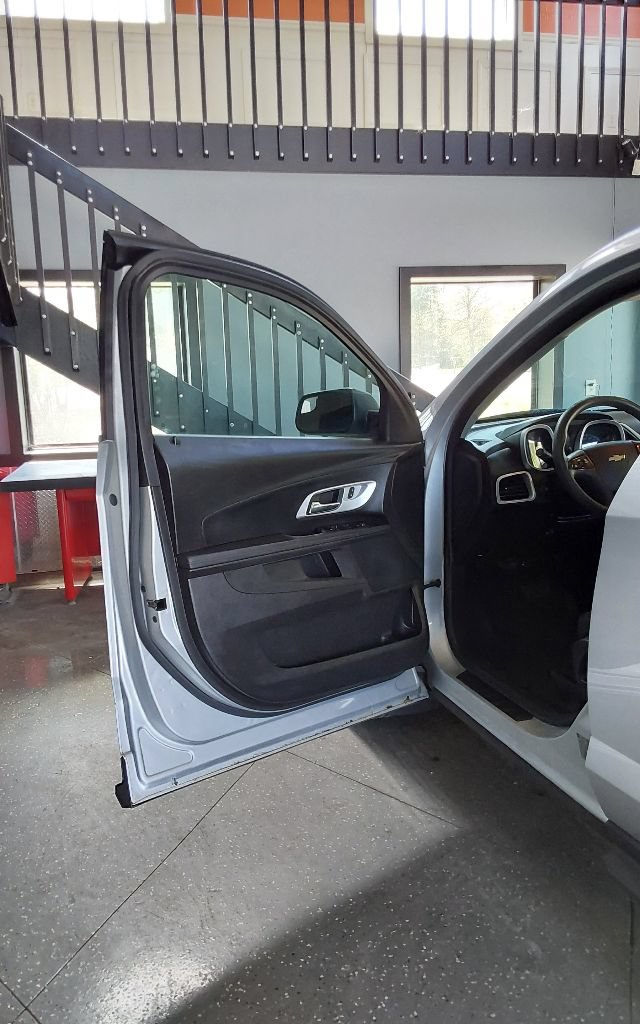 Used 2013 Chevrolet Equinox LS w/ LPO, Protection Package FWD image 14