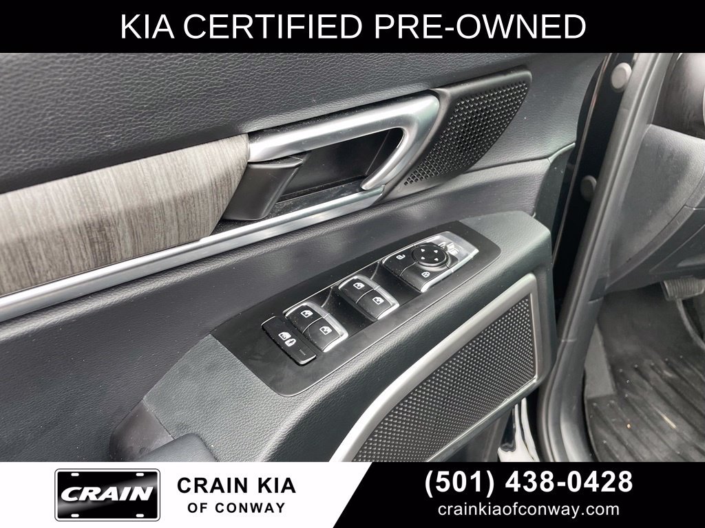 Certified 2025 Kia Telluride EX w/ EX Captain's Chair Package AWD/4WD image 12