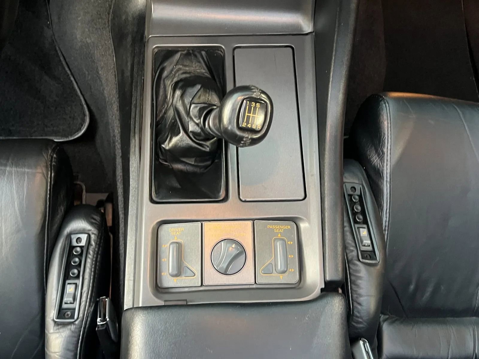 Used 1991 Chevrolet Corvette Convertible image 15
