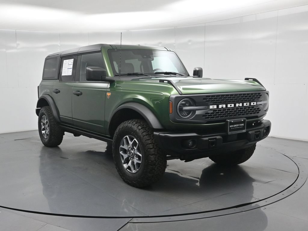 Certified 2025 Ford Bronco Badlands AWD/4WD image 48