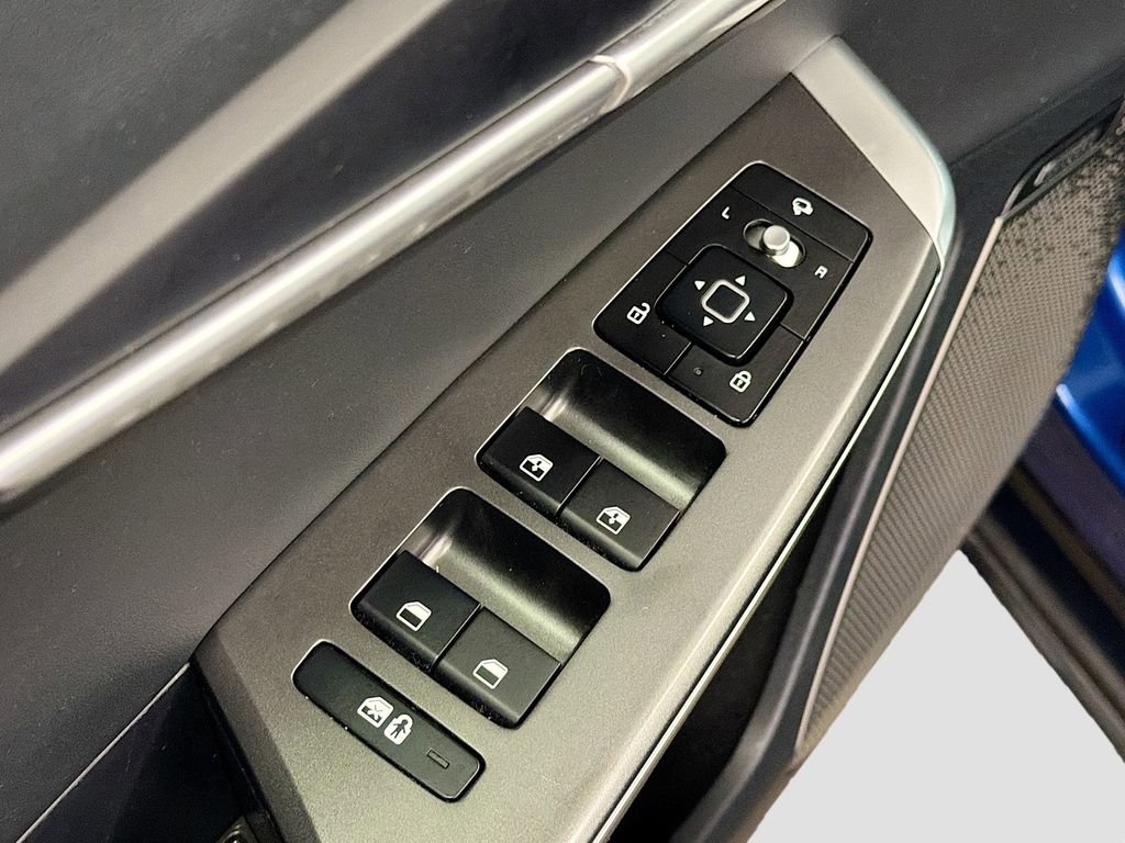 Used 2022 Kia EV6 Wind image 19