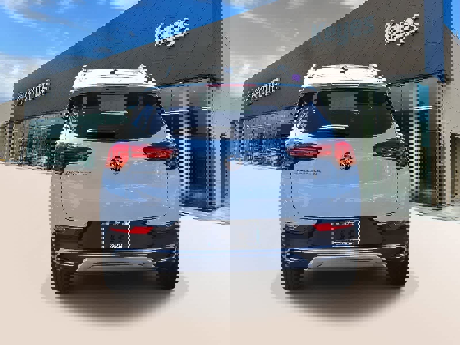 Used 2023 Buick Encore GX Select image 6