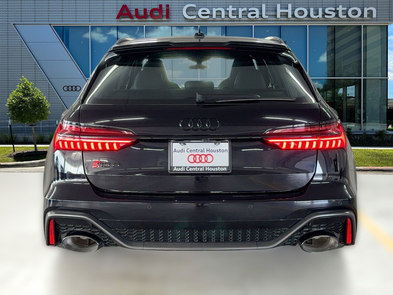 New 2026 Audi RS 6 performance image 9