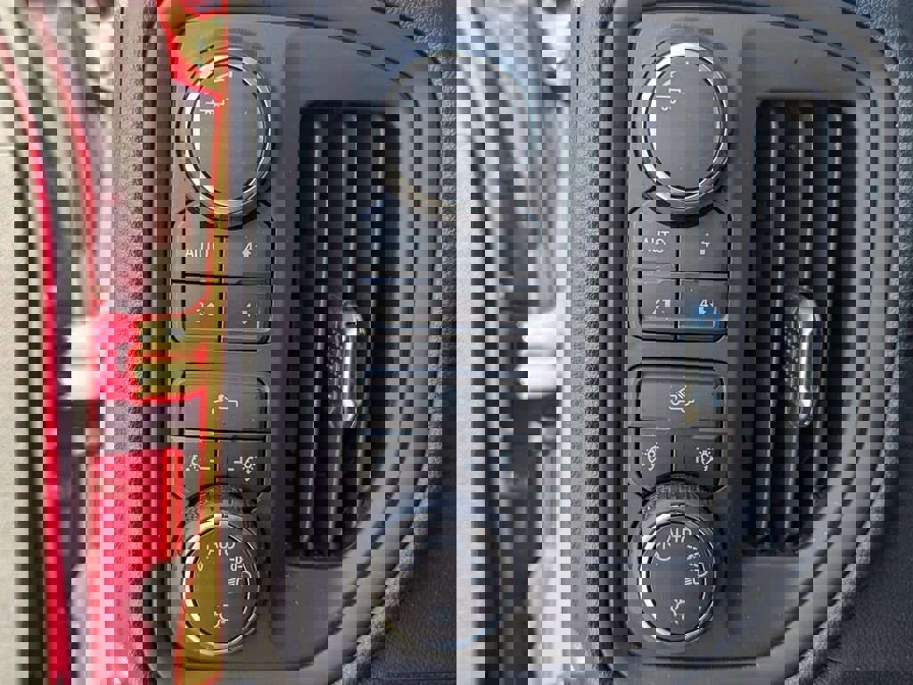 Certified 2025 Chevrolet Silverado 1500 W/T w/ Z71 Off-Road Package image 23