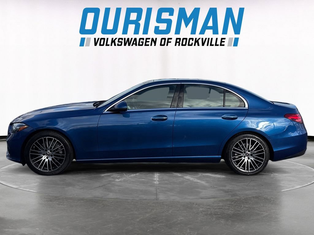 Used 2022 Mercedes-Benz C 300 4MATIC Sedan image 3