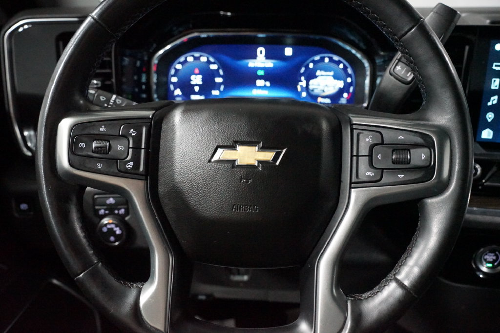 Used 2023 Chevrolet Silverado 1500 LT AWD/4WD image 13