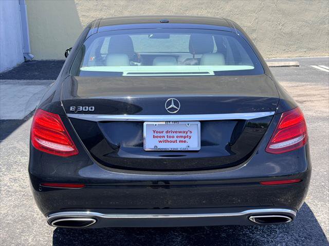 Used 2017 Mercedes-Benz E 300 image 8