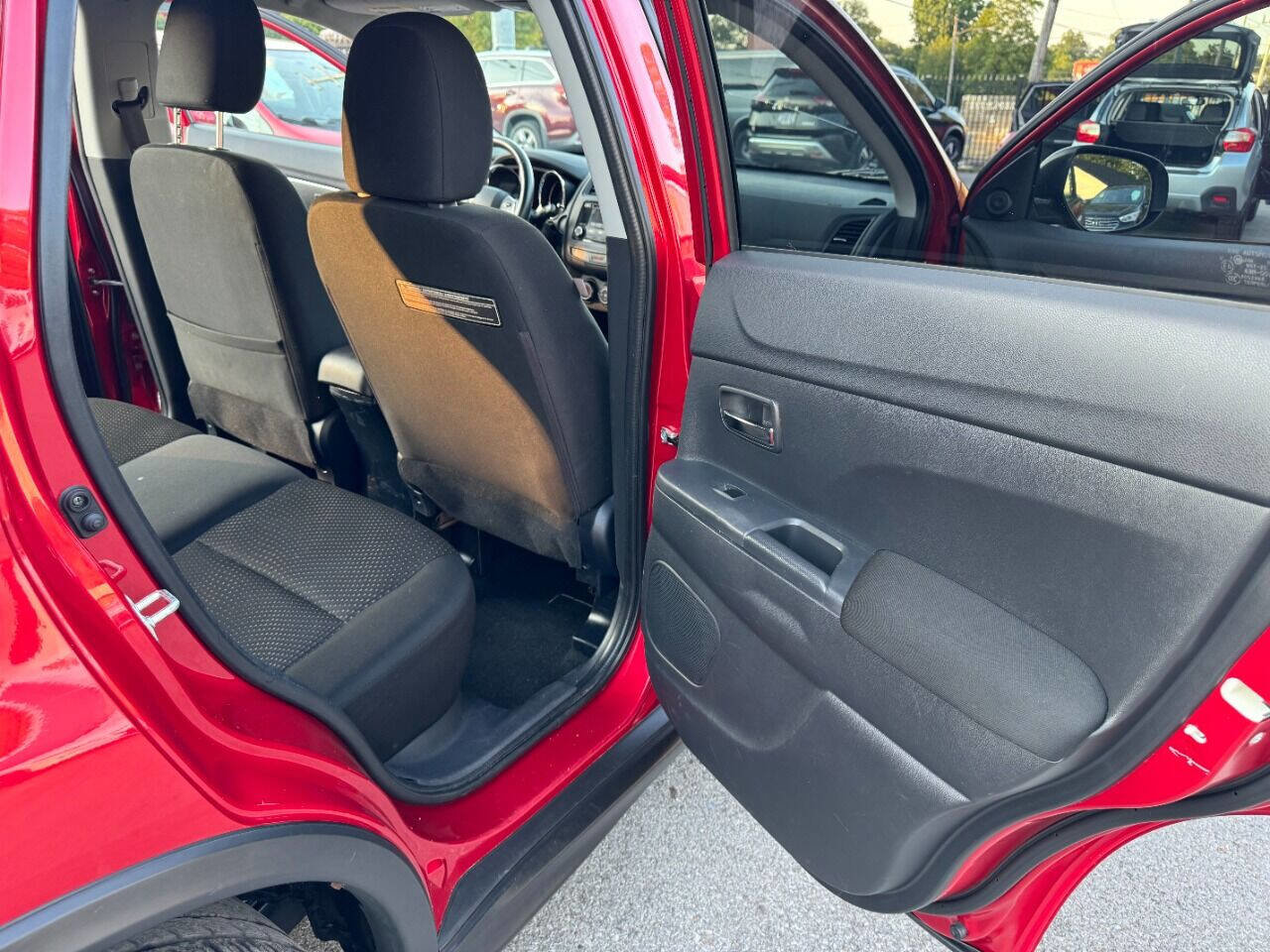 Used 2016 Mitsubishi Outlander Sport SE AWD/4WD image 15