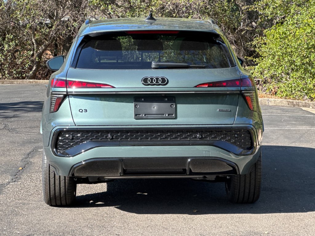 New 2026 Audi Q3 quattro 2.0T AWD/4WD image 6