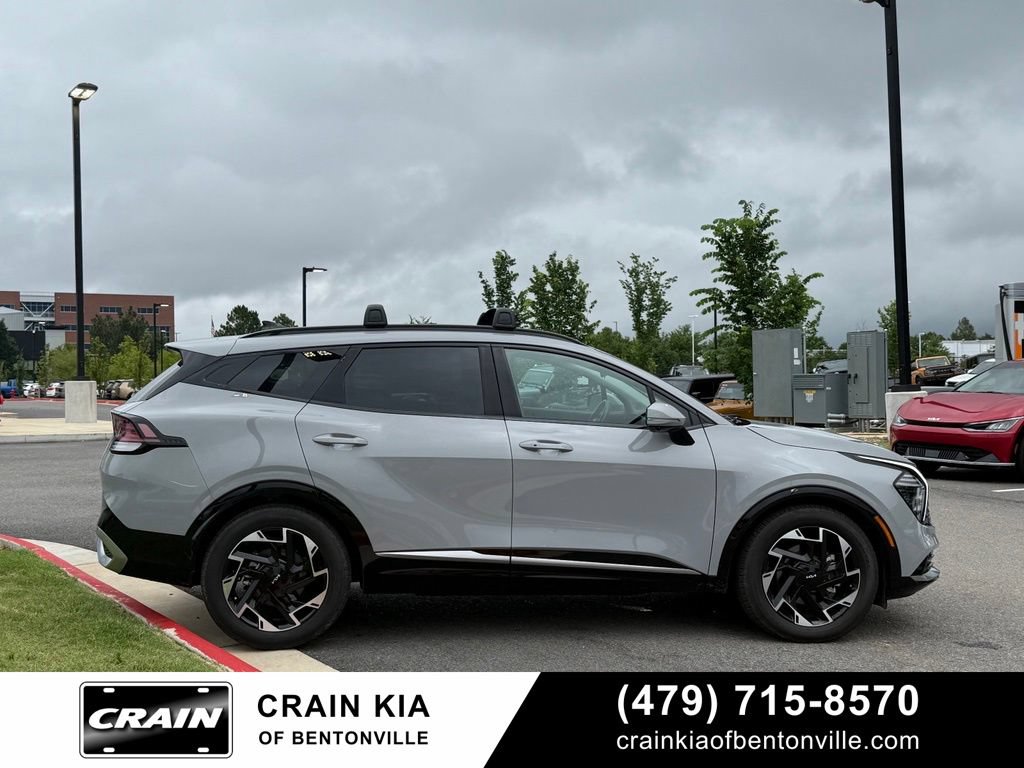 Certified 2025 Kia Sportage SX FWD image 8