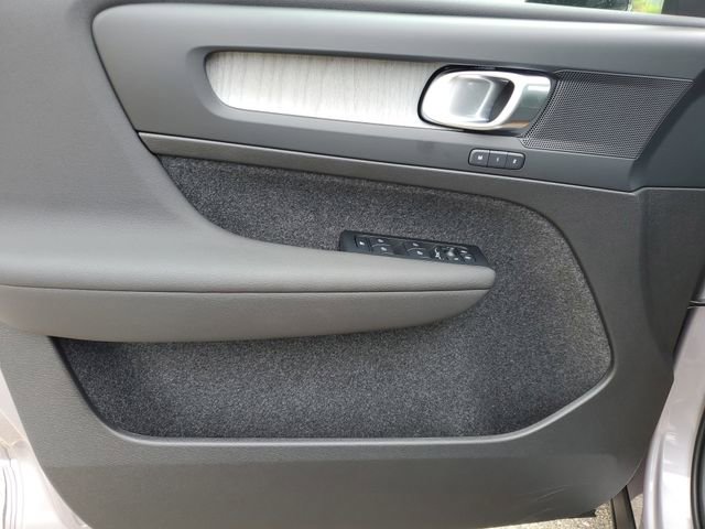 New 2026 Volvo XC40 B5 Plus w/ Protection Package Premier image 22