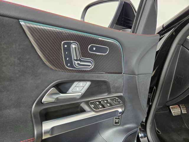 Certified 2024 Mercedes-Benz GLB 35 AMG 4MATIC image 23