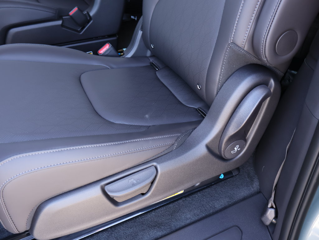 New 2027 Kia Carnival SX FWD image 15