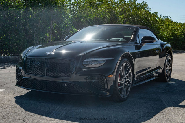 Used 2025 Bentley Continental GT Speed image 16