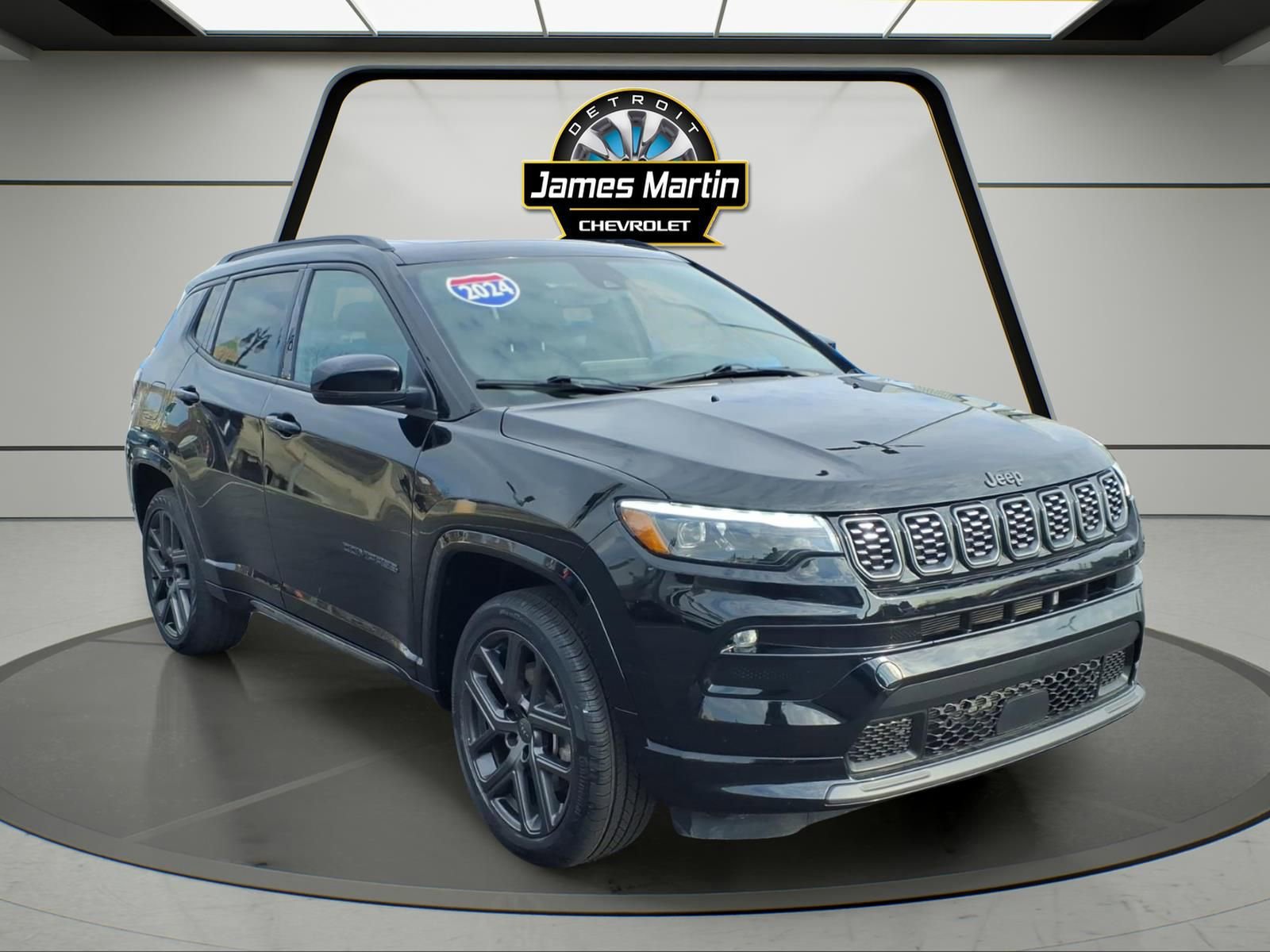 Used 2024 Jeep Compass Limited w/ High Altitude Package AWD/4WD image 3