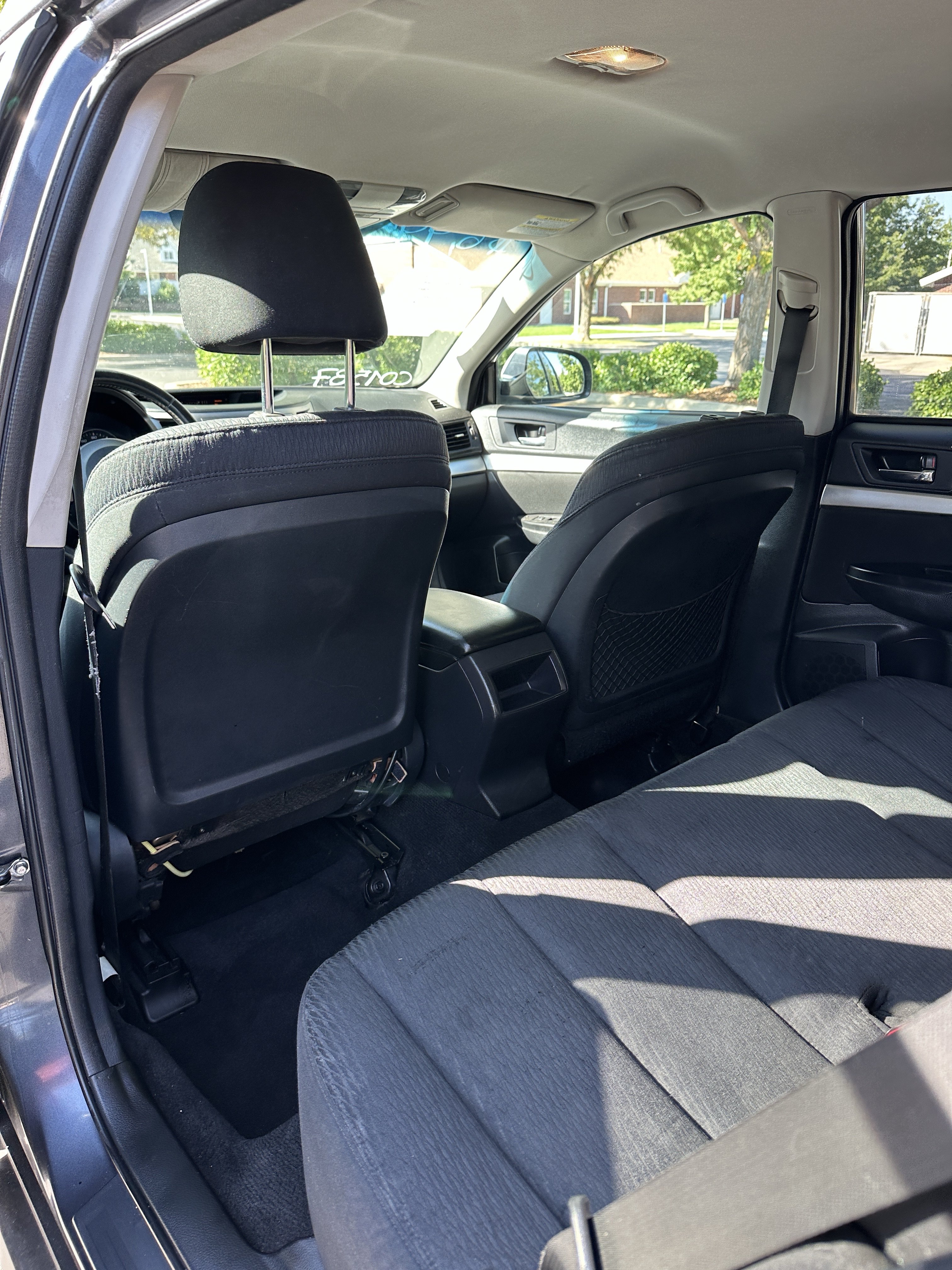 Used 2011 Subaru Outback 2.5i Premium AWD/4WD image 22