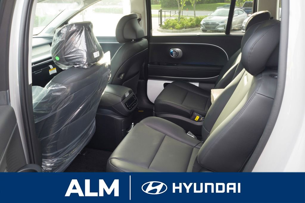 New 2026 Hyundai Ioniq 9 Limited image 16