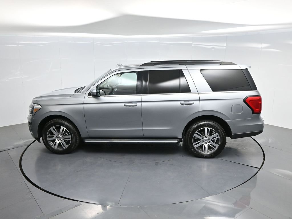 Used 2023 Ford Expedition XLT image 48