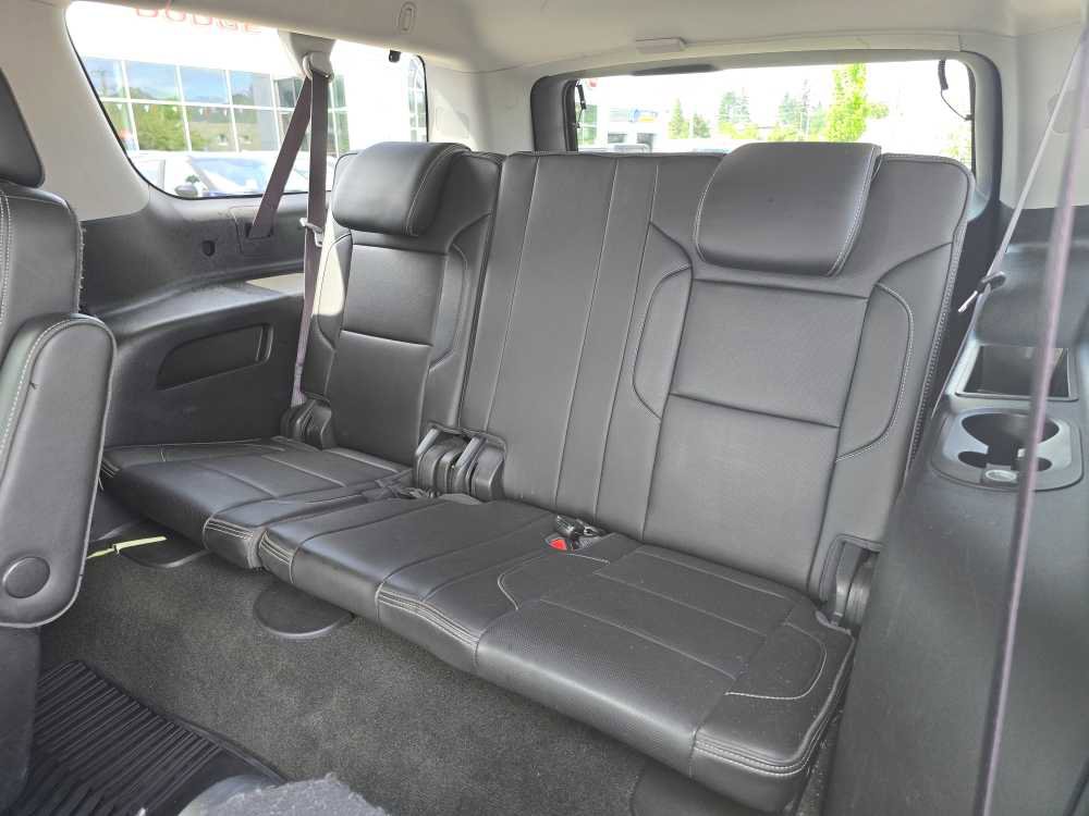 Used 2017 GMC Yukon XL Denali w/ Open Road Package AWD/4WD image 17