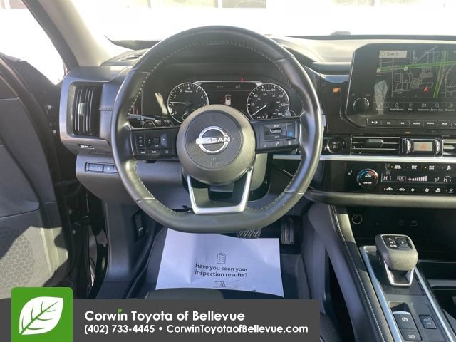 Used 2025 Nissan Pathfinder SL AWD/4WD image 20