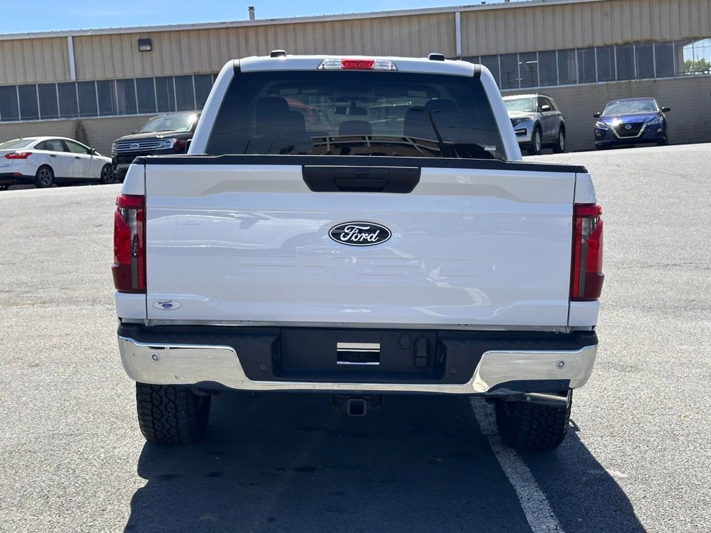 Used 2025 Ford F150 XLT w/ Equipment Group 301A Standard AWD/4WD image 9