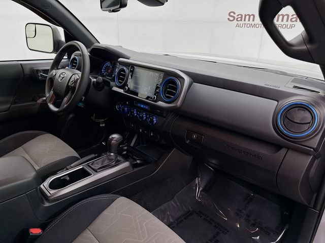 Used 2022 Toyota Tacoma TRD Off-Road image 26