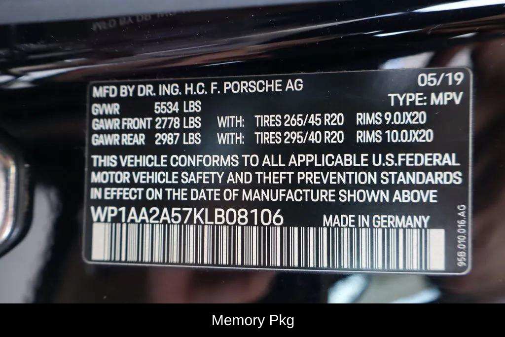 Used 2019 Porsche Macan AWD/4WD image 16