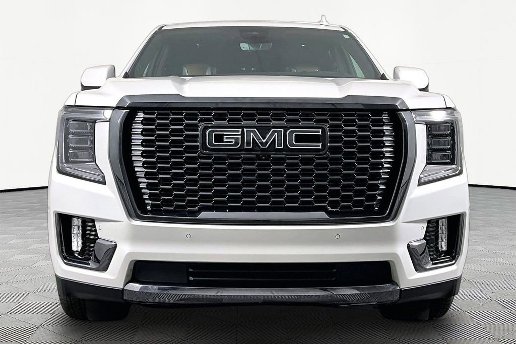 Certified 2024 GMC Yukon Denali Ultimate w/ LPO, Illumination Package AWD/4WD image 2