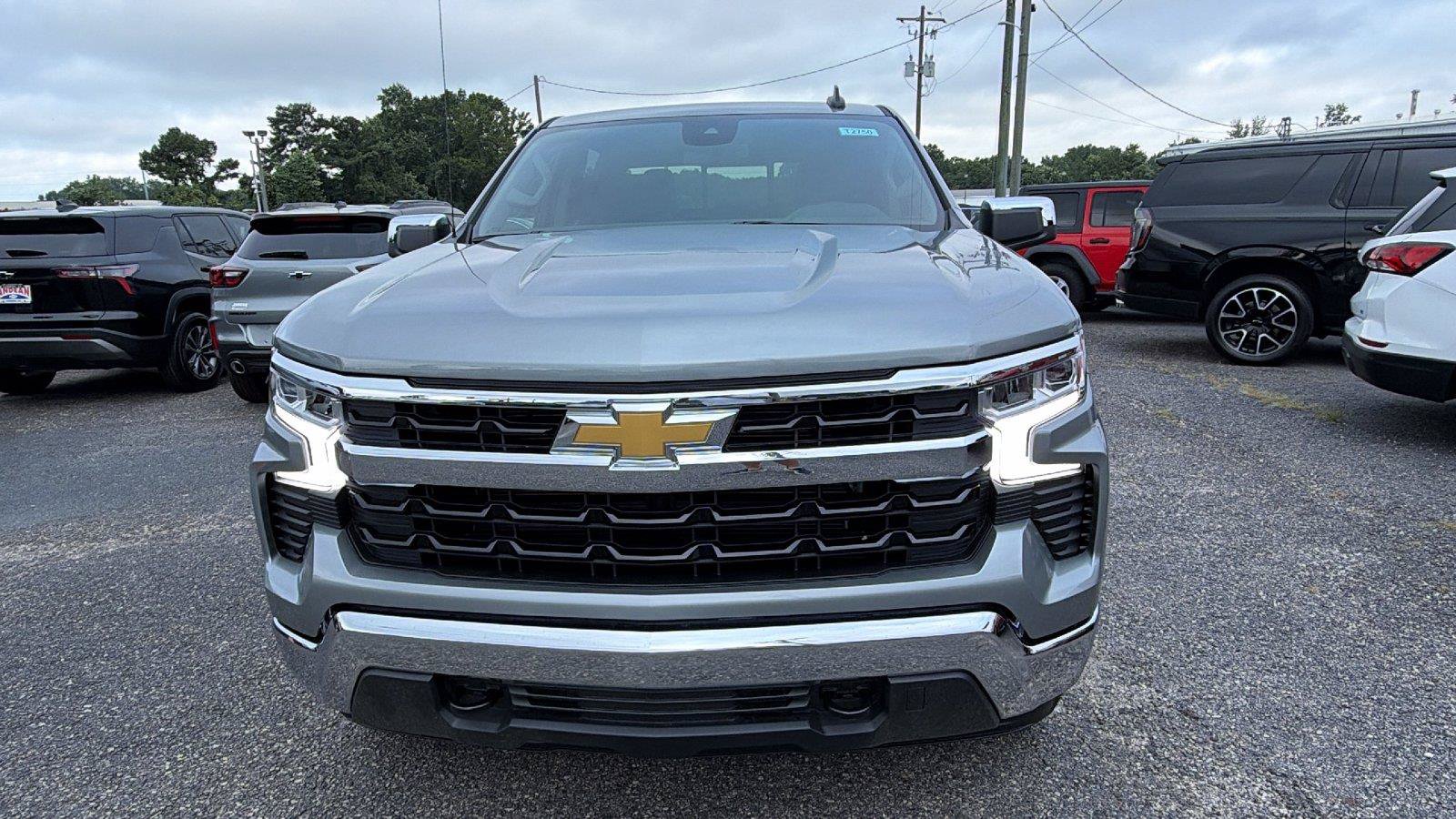 New 2026 Chevrolet Silverado 1500 LT w/ Z71 Off-Road Package AWD/4WD image 2