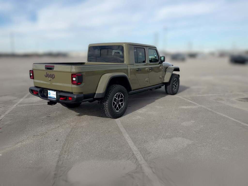 New 2026 Jeep Gladiator Rubicon image 12